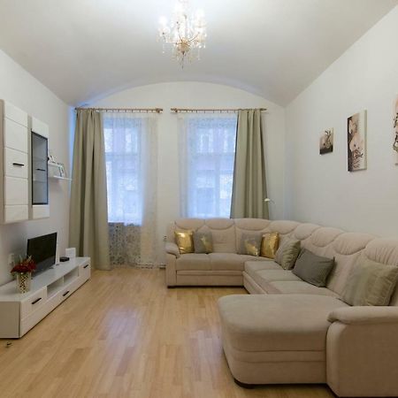 Spacious Apartment Near Wenceslas Square Prag Exterior foto