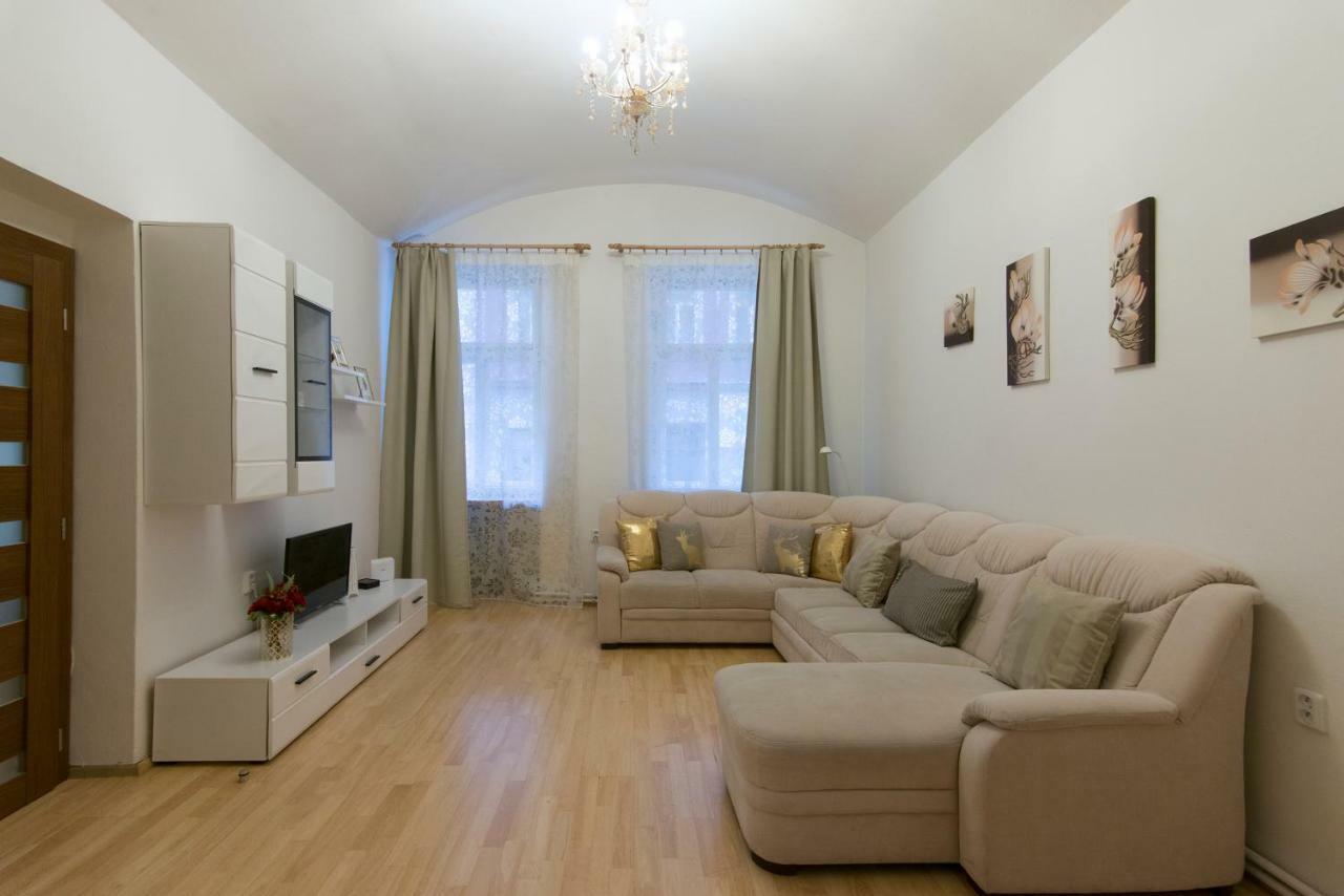 Spacious Apartment Near Wenceslas Square Prag Exterior foto