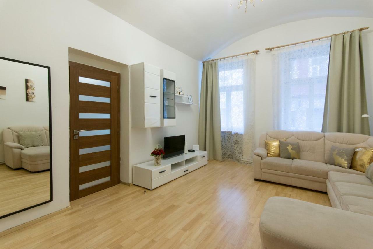 Spacious Apartment Near Wenceslas Square Prag Exterior foto